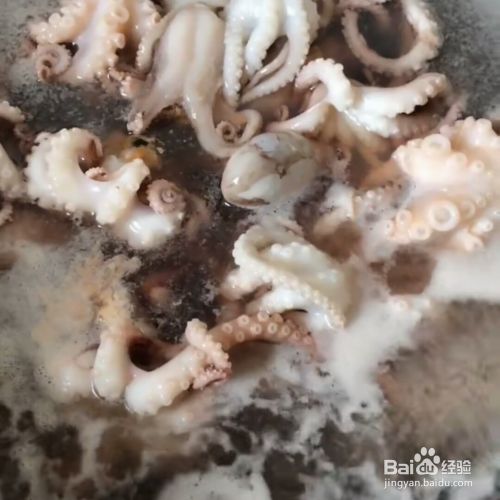 玉米红萝卜汤做法:温馨食谱,暖胃又养颜